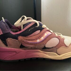 Saucony Women's Sneakers in Pink, Purple, and Cream